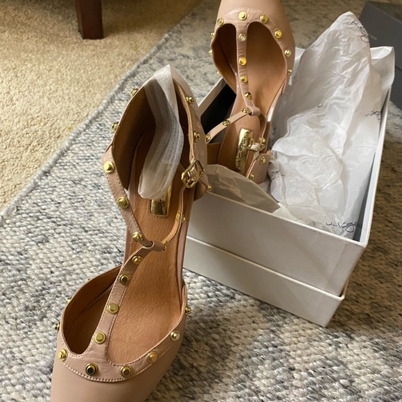 Halogen - Picture 2 of 3